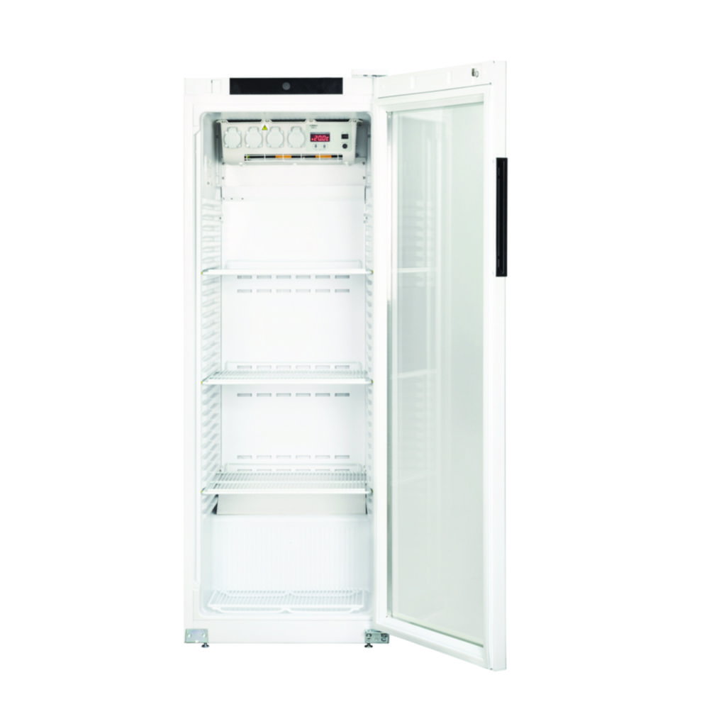 Controlled Temperature Cabinet TS 700-G/4-i for standard applications, 4 internal sockets, glass door